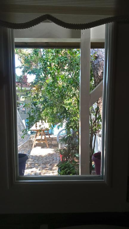 Alacati Sardunya Hotel Exterior photo